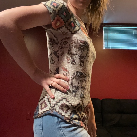 Beige Elephant Pattern Top - Picture 5 of 7